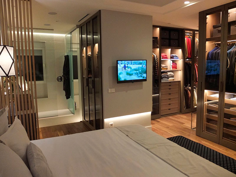 Vestidor del dormitorio principal