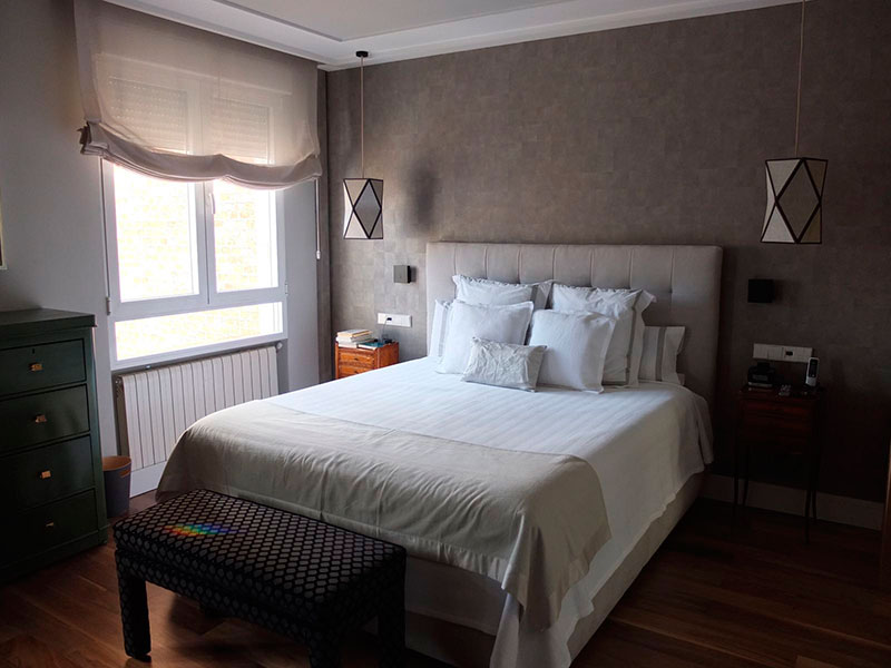 Dormitorio principal tras la reforma